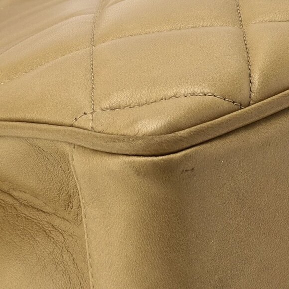 Authentic CHANEL CC Vintage Matelasse Turnlock Shoulder Bag Leather Beige Chain - Picture 11 of 12